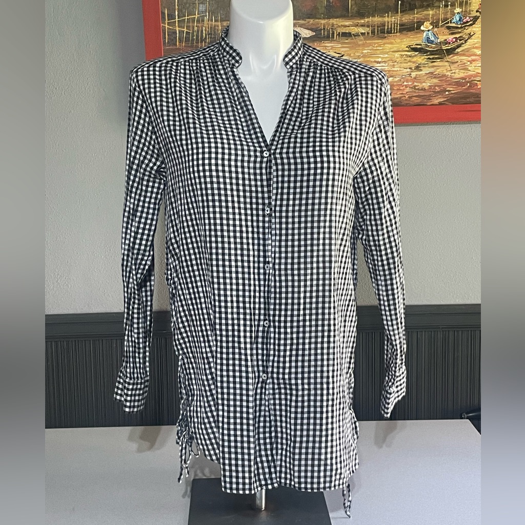 Zara Button Down Shirt Sz M Zara Button Down Shirt Sz M